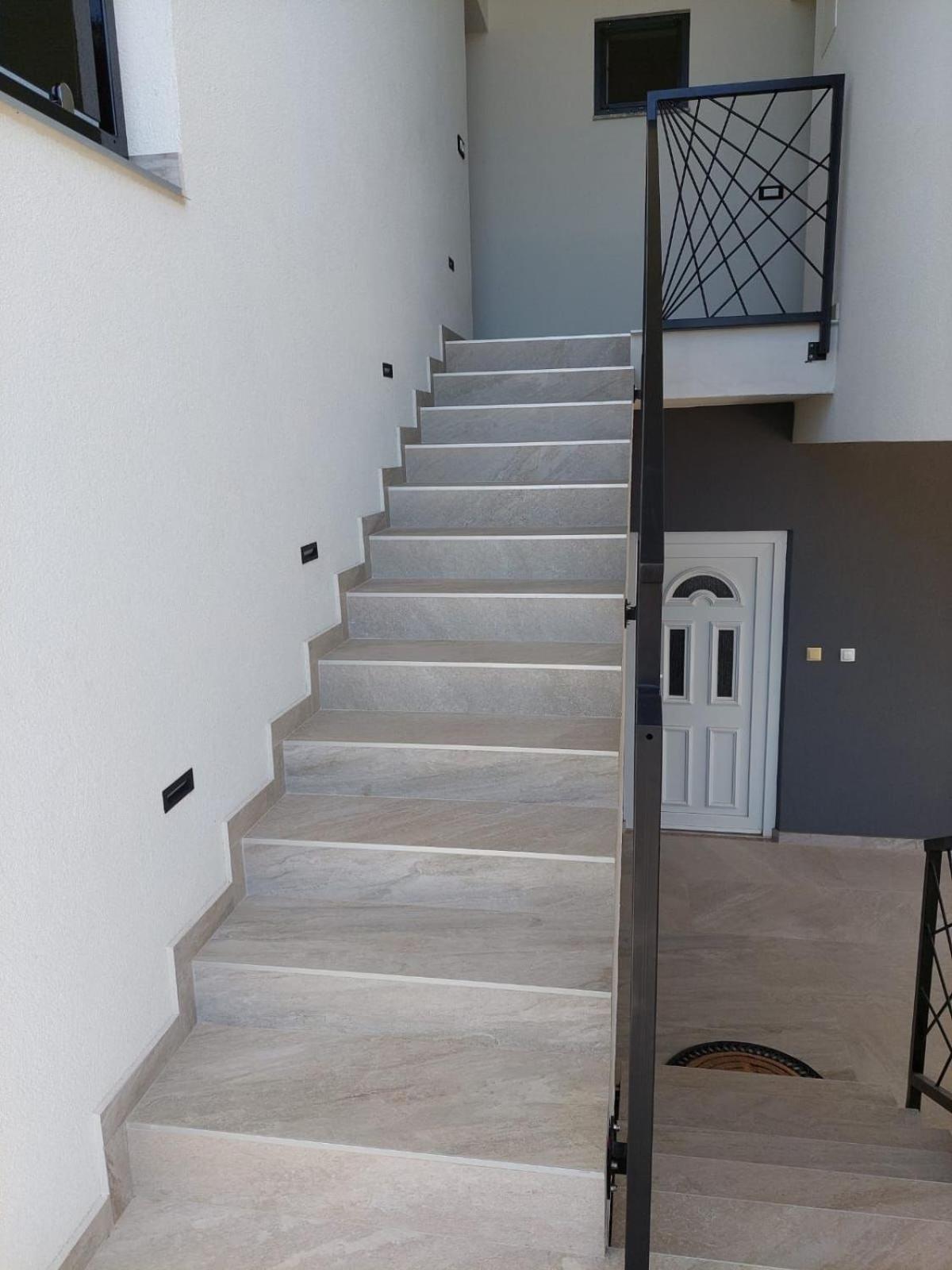 Apartmani Karla Paklenica Starigrad Paklenica Exterior foto