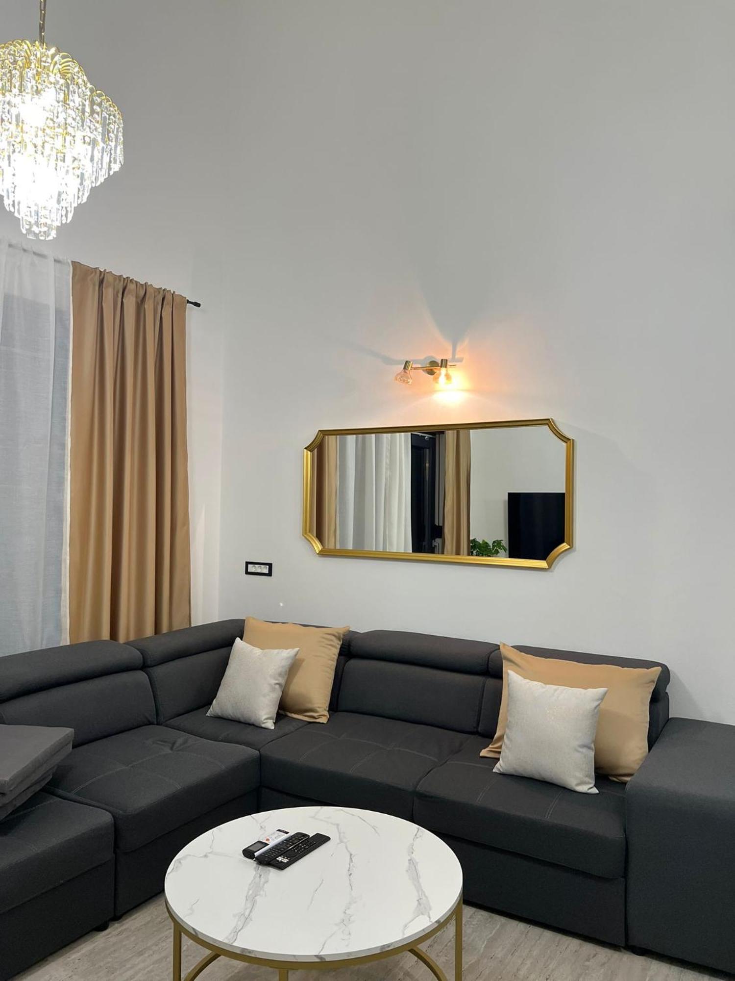 Apartmani Karla Paklenica Starigrad Paklenica Exterior foto