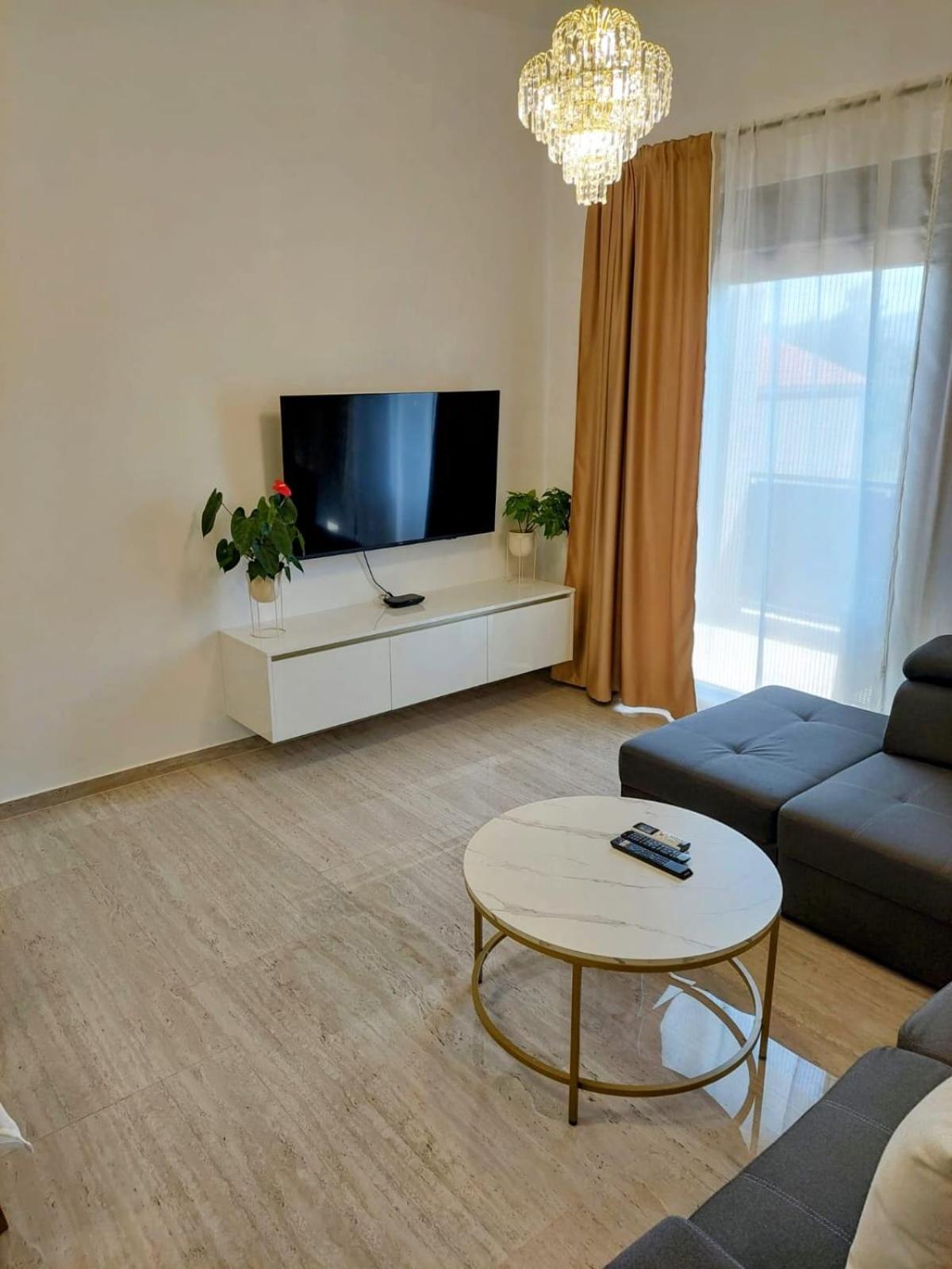 Apartmani Karla Paklenica Starigrad Paklenica Exterior foto
